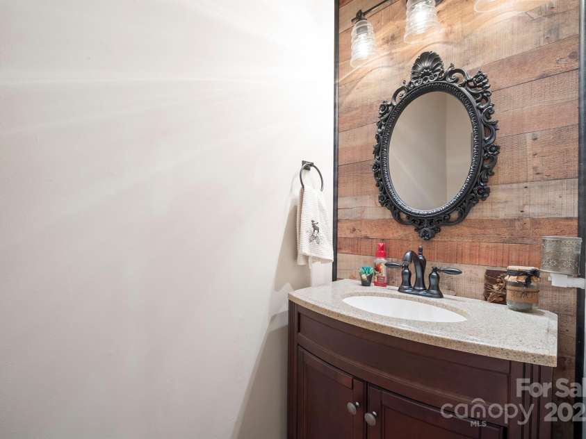 141 Spring Street, Hudson, NC 28638.  MLS# CAR4233330, YatesRealty ID 5451. 