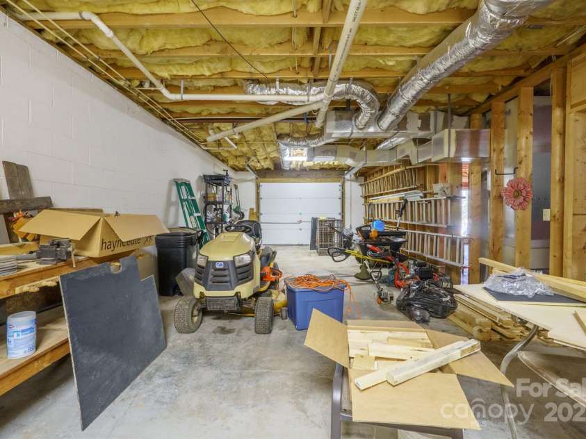 141 Spring Street, Hudson, NC 28638.  MLS# CAR4233330, YatesRealty ID 5451. 