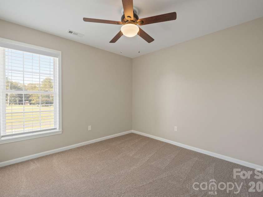 110 Fox Den Circle, Statesville, NC 28677.  MLS# CAR4430080, YatesRealty ID 54511. 