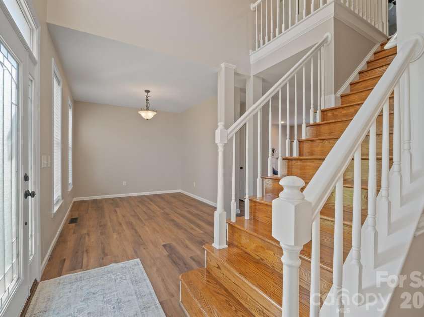110 Fox Den Circle, Statesville, NC 28677.  MLS# CAR4430080, YatesRealty ID 54511. 