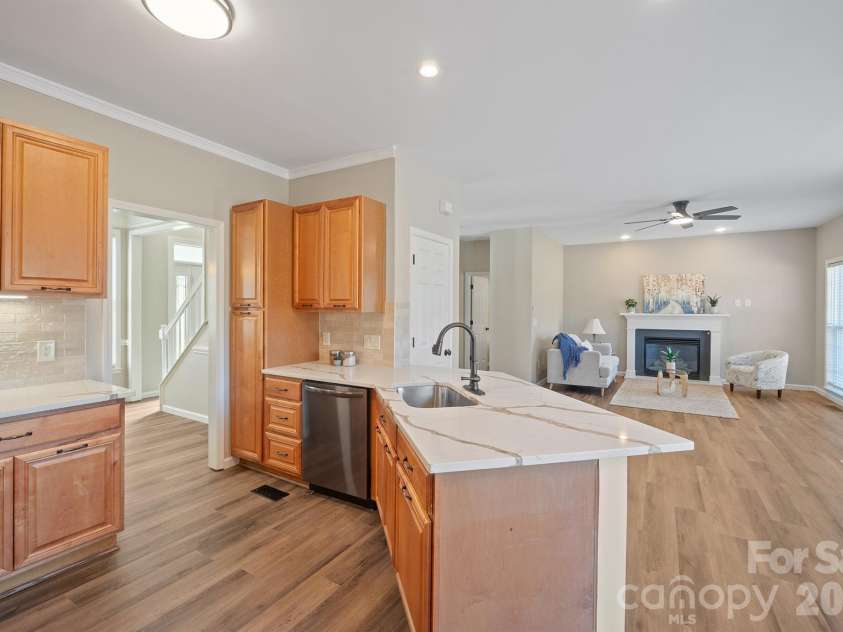 110 Fox Den Circle, Statesville, NC 28677.  MLS# CAR4430080, YatesRealty ID 54511. 