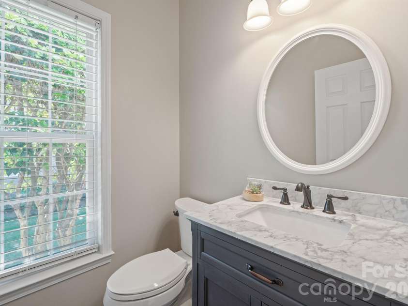 110 Fox Den Circle, Statesville, NC 28677.  MLS# CAR4430080, YatesRealty ID 54511. 