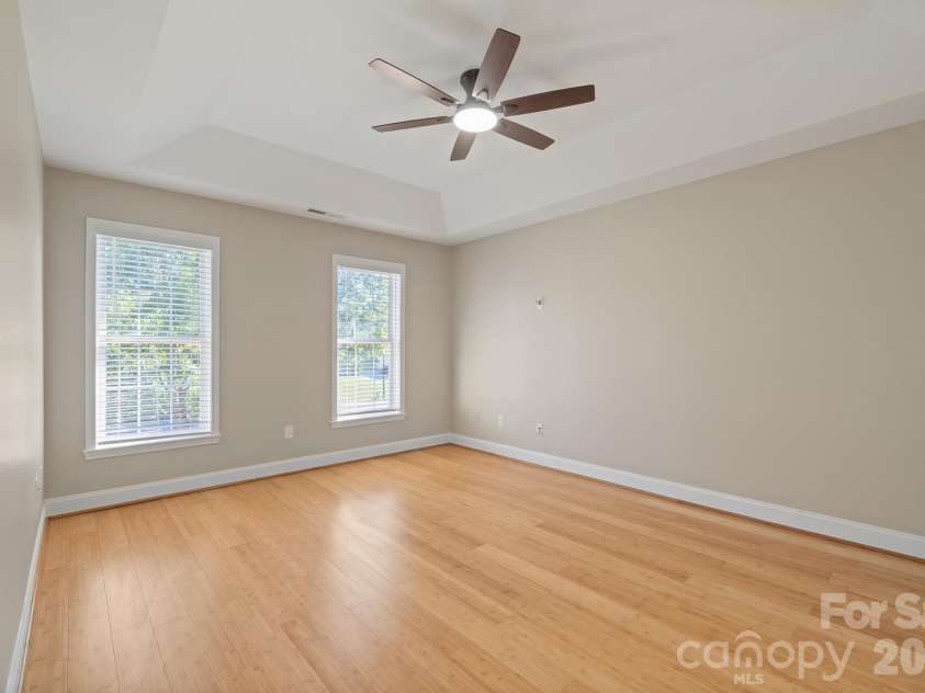 110 Fox Den Circle, Statesville, NC 28677.  MLS# CAR4430080, YatesRealty ID 54511. 