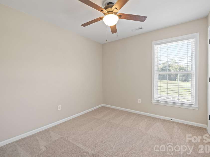 110 Fox Den Circle, Statesville, NC 28677.  MLS# CAR4430080, YatesRealty ID 54511. 
