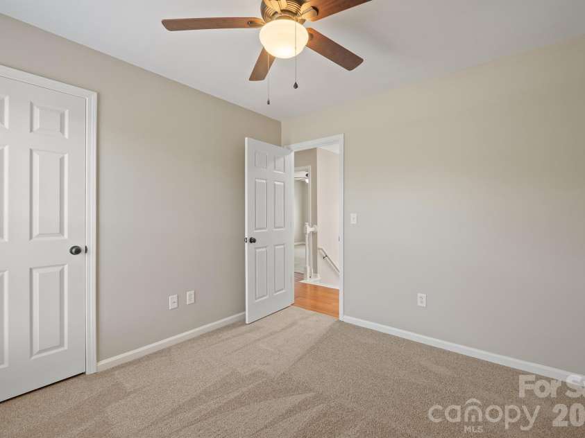 110 Fox Den Circle, Statesville, NC 28677.  MLS# CAR4430080, YatesRealty ID 54511. 