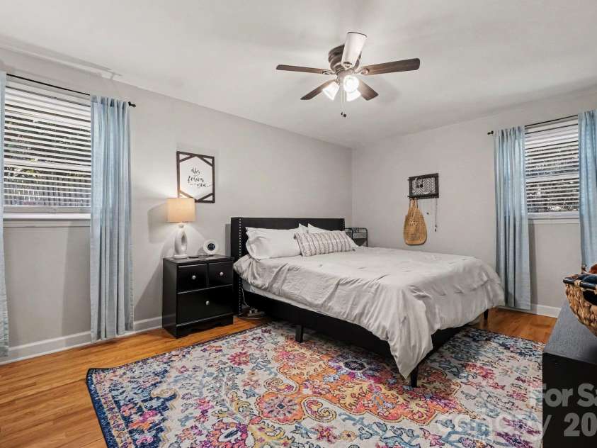 815 Mooresville Road, Salisbury, NC 28144.  MLS# CAR4430898, YatesRealty ID 54512. 