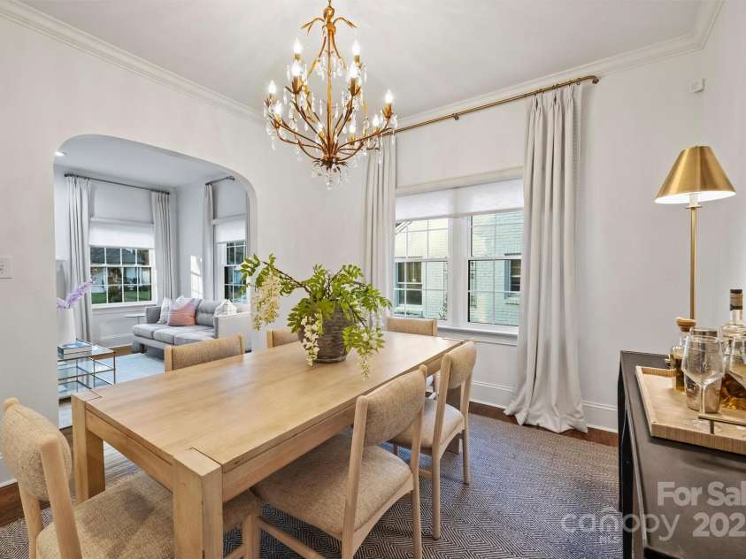 1914 Club Road, Charlotte, NC 28205.  MLS# CAR4333698, YatesRealty ID 54513. 