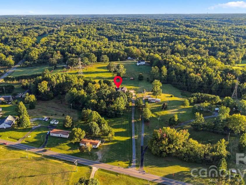 498 Johnson Dairy Road, Mooresville, NC 28115.  MLS# CAR4430458, YatesRealty ID 54513. 