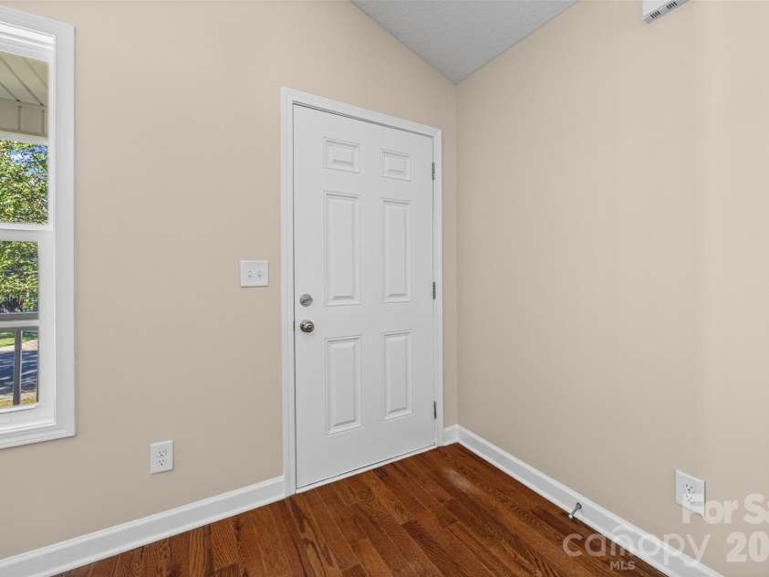 172 Pheasant Ridge Circle, York, SC 29745.  MLS# CAR4429333, YatesRealty ID 54515. 