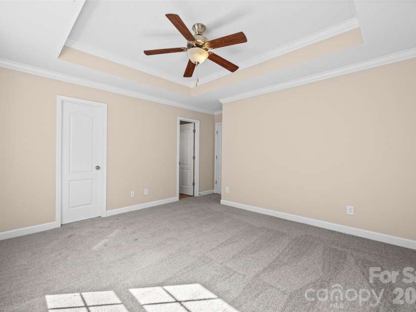 172 Pheasant Ridge Circle, York, SC 29745.  MLS# CAR4429333, YatesRealty ID 54515. 