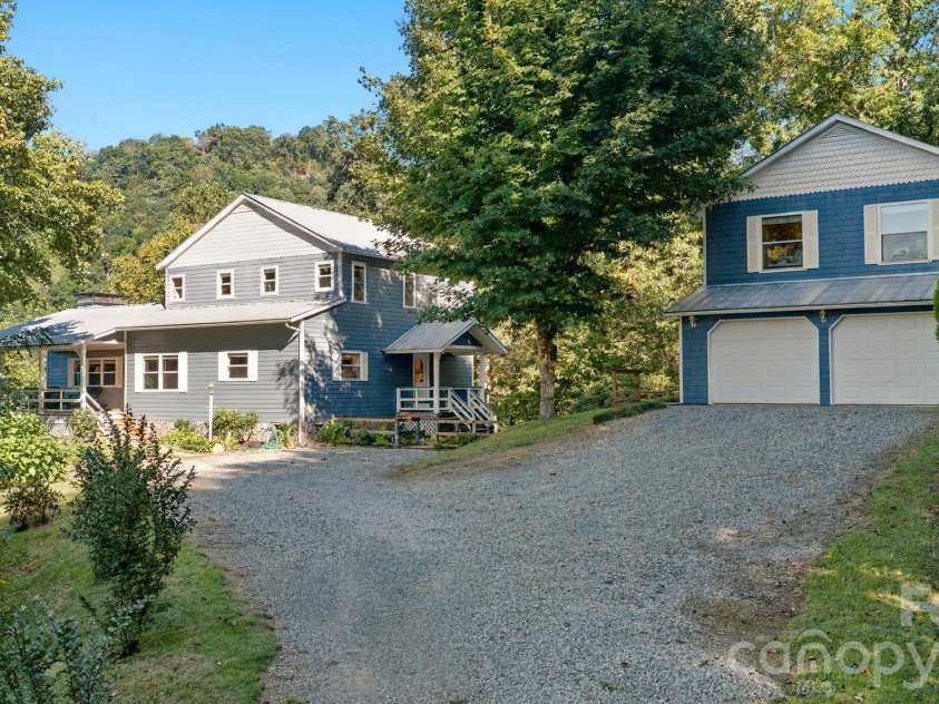 241 Standing Rock Cove, Clyde, NC 28721.  MLS# CAR4429163, YatesRealty ID 54517. 