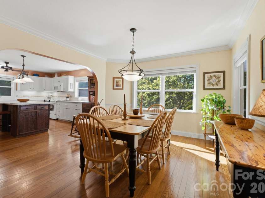 241 Standing Rock Cove, Clyde, NC 28721.  MLS# CAR4429163, YatesRealty ID 54517. 