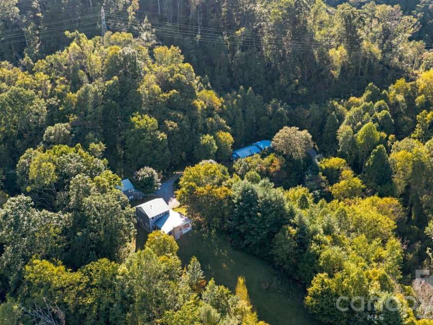 241 Standing Rock Cove, Clyde, NC 28721.  MLS# CAR4429163, YatesRealty ID 54517. 