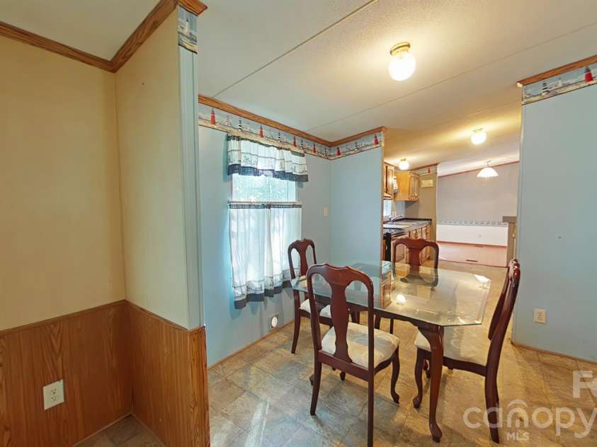 1700 Windsong Forest Road, Clover, SC 29710.  MLS# CAR4427836, YatesRealty ID 54518. 