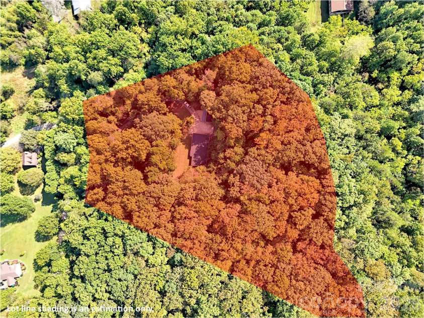 250 Camp Creek Road, Whittier, NC 28789.  MLS# CAR4428607, YatesRealty ID 54519. 
