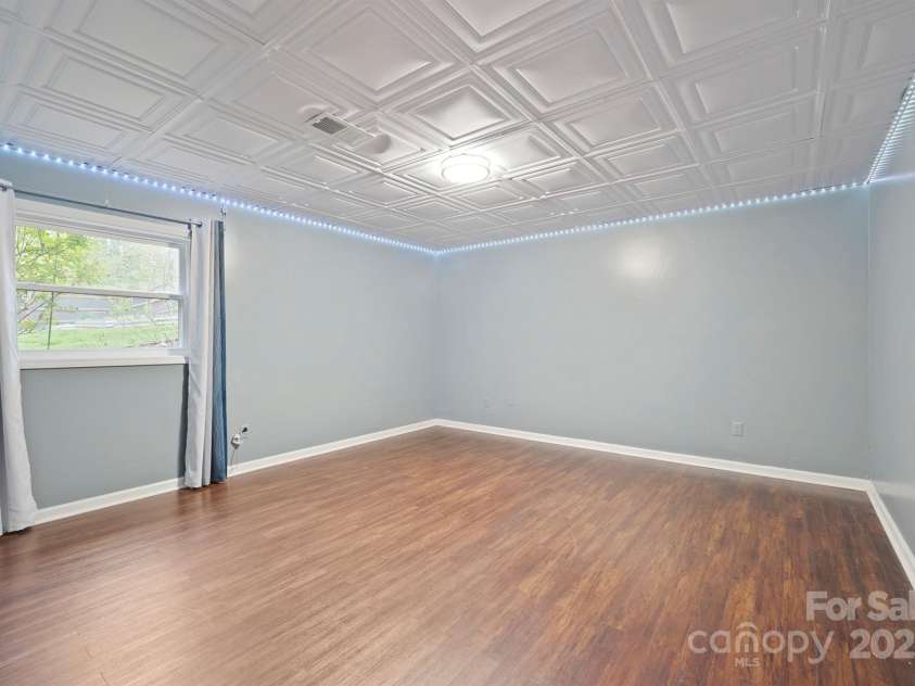 213 Lost Corner Road, Morganton, NC 28655.  MLS# CAR4246159, YatesRealty ID 5452. 