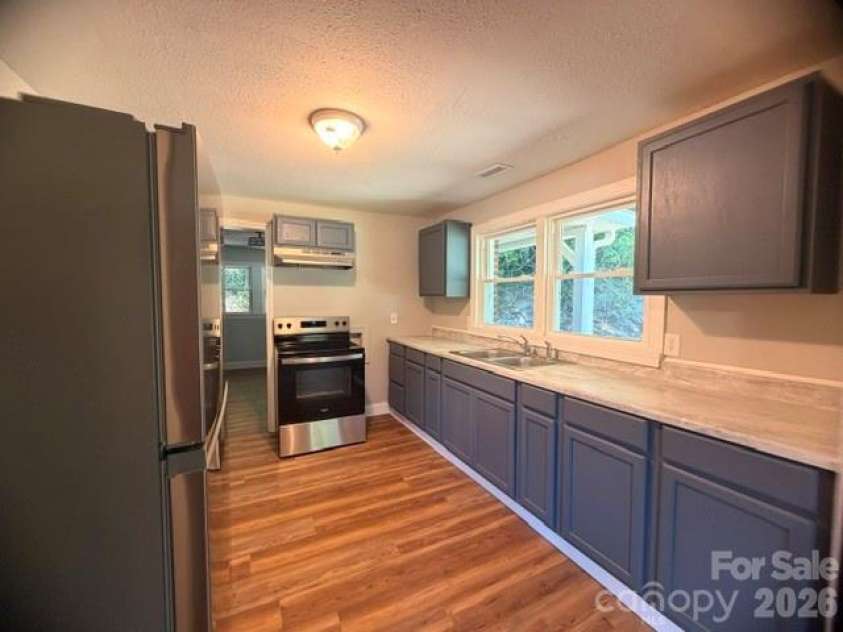 64 Chapel Hill Church Loop, Marion, NC 28752.  MLS# CAR4430026, YatesRealty ID 54520. 