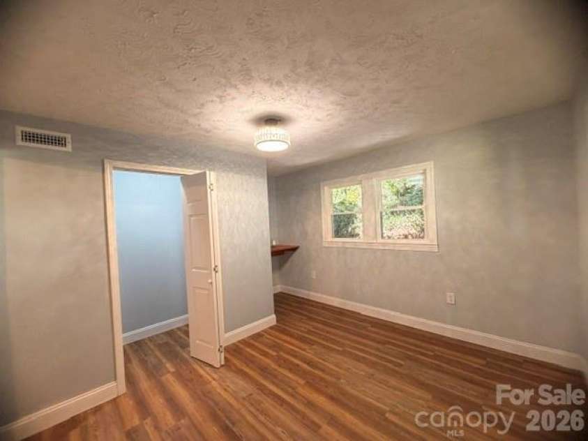 64 Chapel Hill Church Loop, Marion, NC 28752.  MLS# CAR4430026, YatesRealty ID 54520. 