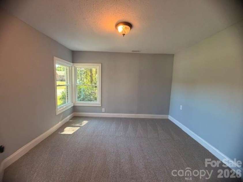 64 Chapel Hill Church Loop, Marion, NC 28752.  MLS# CAR4430026, YatesRealty ID 54520. 