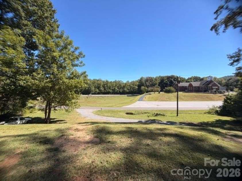 64 Chapel Hill Church Loop, Marion, NC 28752.  MLS# CAR4430026, YatesRealty ID 54520. 