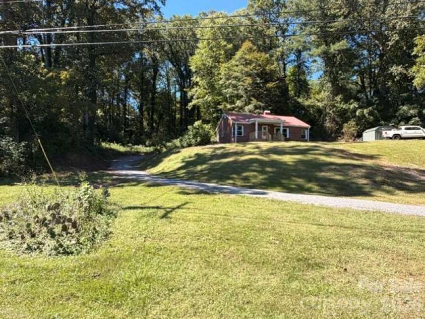 64 Chapel Hill Church Loop, Marion, NC 28752.  MLS# CAR4430026, YatesRealty ID 54520. 