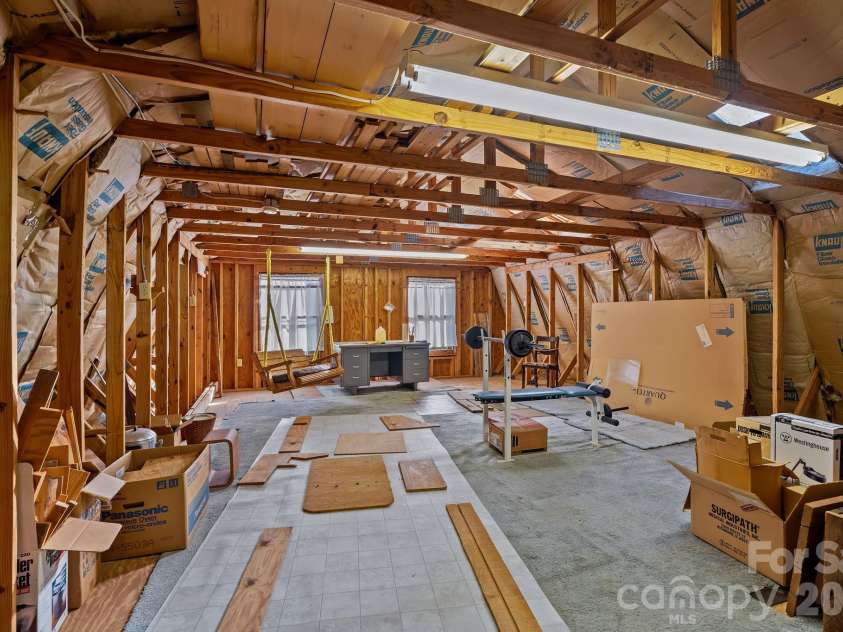 88 Bull Mountain Road, Asheville, NC 28805.  MLS# CAR4430869, YatesRealty ID 54521. 