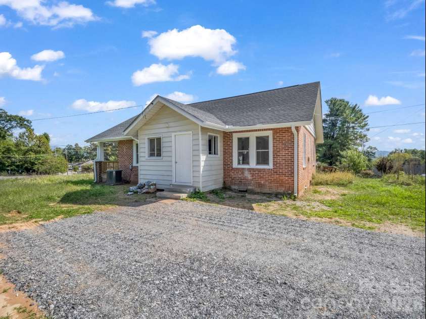 2 Roberts Street, Fletcher, NC 28732.  MLS# CAR4430964, YatesRealty ID 54523. 
