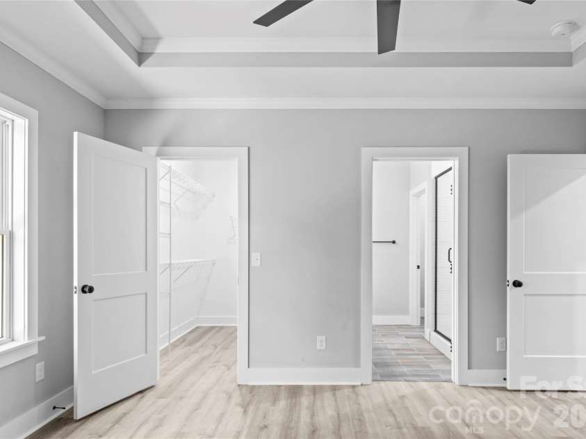 2309 Frederick Drive, Winston Salem, NC 27103.  MLS# CAR4430977, YatesRealty ID 54524. 