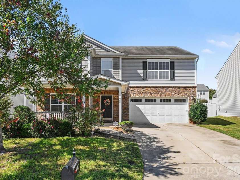 1043 Bent Branch Street, Gastonia, NC 28054.  MLS# CAR4420960, YatesRealty ID 54528. 