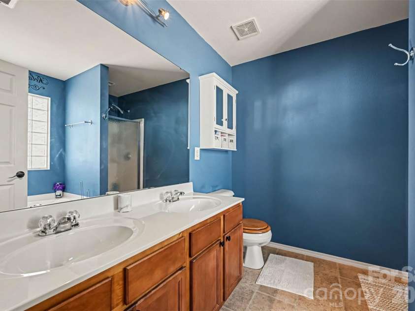 1043 Bent Branch Street, Gastonia, NC 28054.  MLS# CAR4420960, YatesRealty ID 54528. 