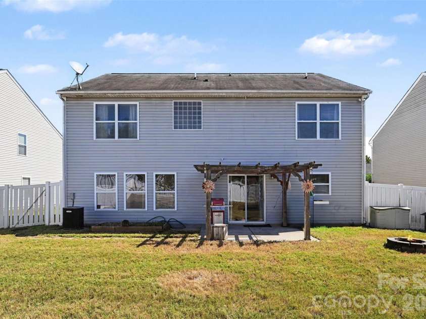 1043 Bent Branch Street, Gastonia, NC 28054.  MLS# CAR4420960, YatesRealty ID 54528. 