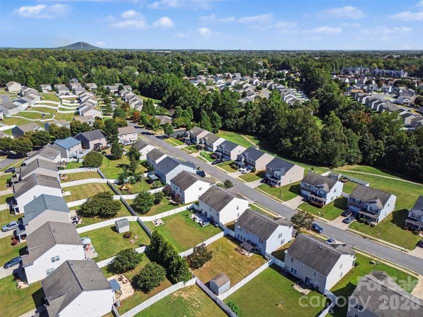 1043 Bent Branch Street, Gastonia, NC 28054.  MLS# CAR4420960, YatesRealty ID 54528. 