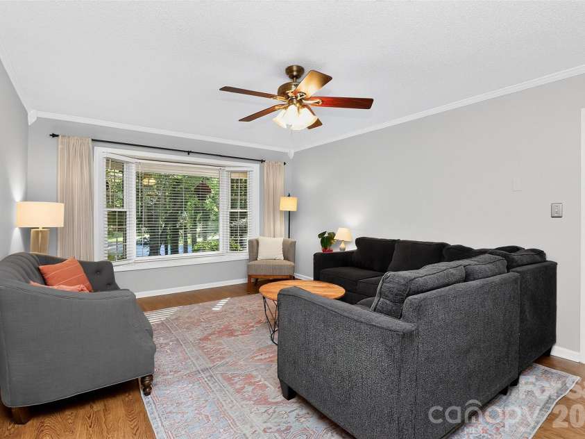 4301 Red Berry Court, Charlotte, NC 28213.  MLS# CAR4430948, YatesRealty ID 54529. Living Room