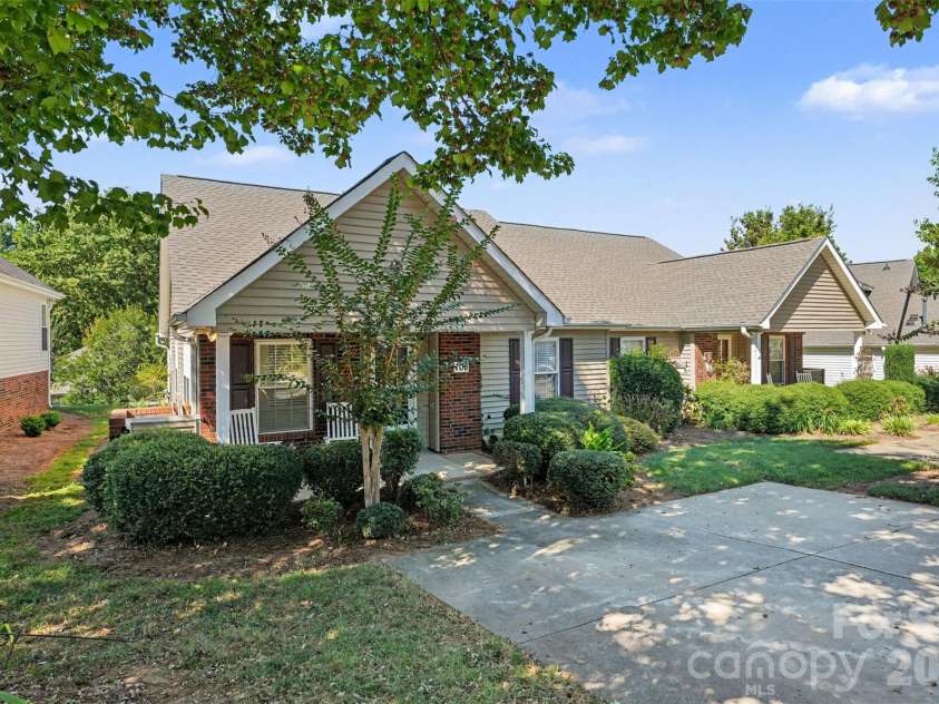 108 Bevington Way, Mooresville, NC 28117.  MLS# CAR4427055, YatesRealty ID 54533. 