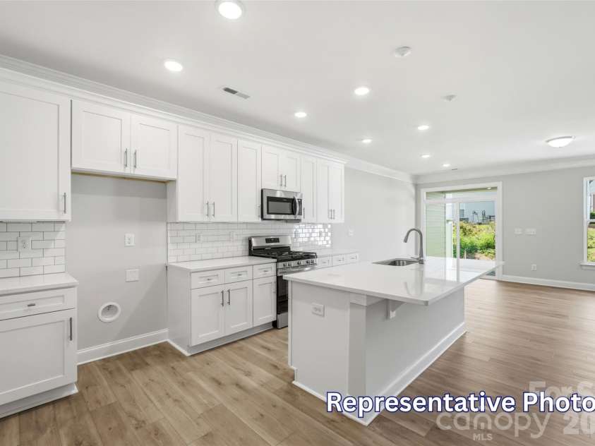 406 Blythe Townhome Lane, Waxhaw, NC 28173.  MLS# CAR4430827, YatesRealty ID 54534. 