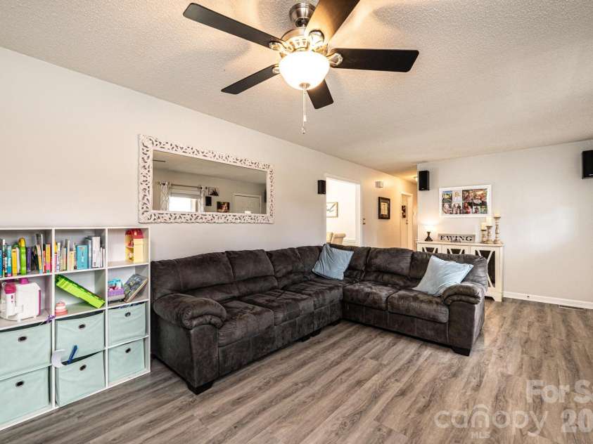 2487 Ashford Drive, Newton, NC 28658.  MLS# CAR4430929, YatesRealty ID 54536. 