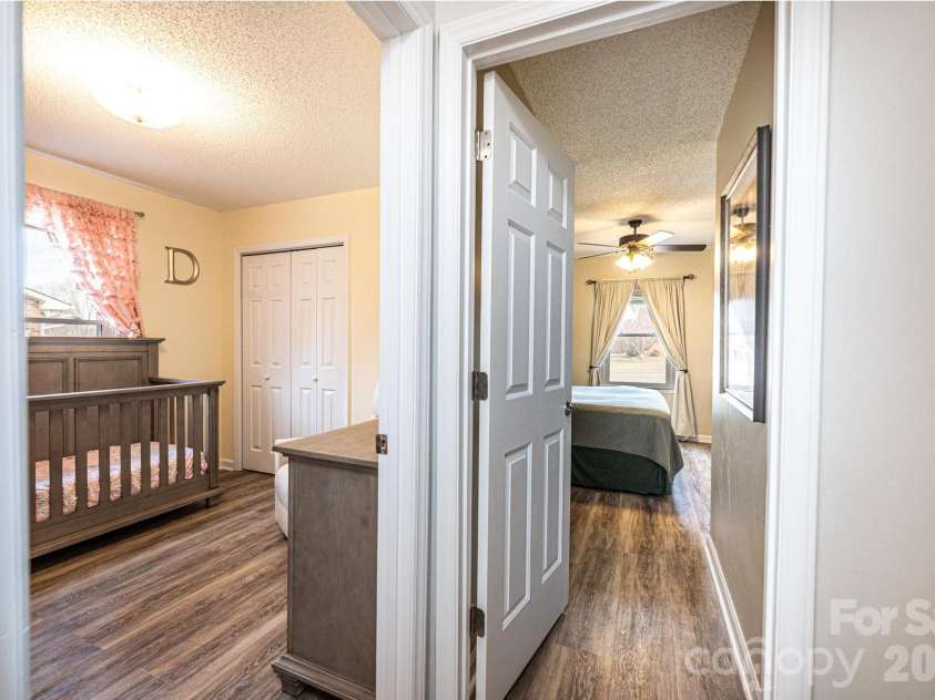 2487 Ashford Drive, Newton, NC 28658.  MLS# CAR4430929, YatesRealty ID 54536. 