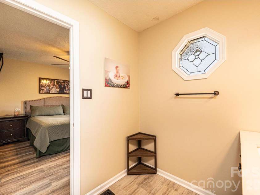 2487 Ashford Drive, Newton, NC 28658.  MLS# CAR4430929, YatesRealty ID 54536. 