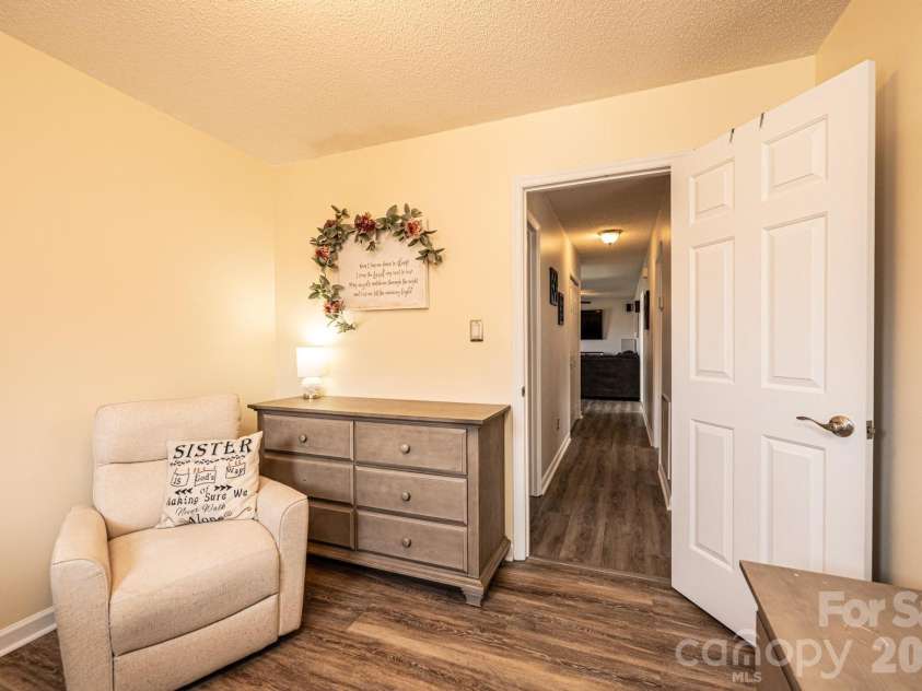 2487 Ashford Drive, Newton, NC 28658.  MLS# CAR4430929, YatesRealty ID 54536. 
