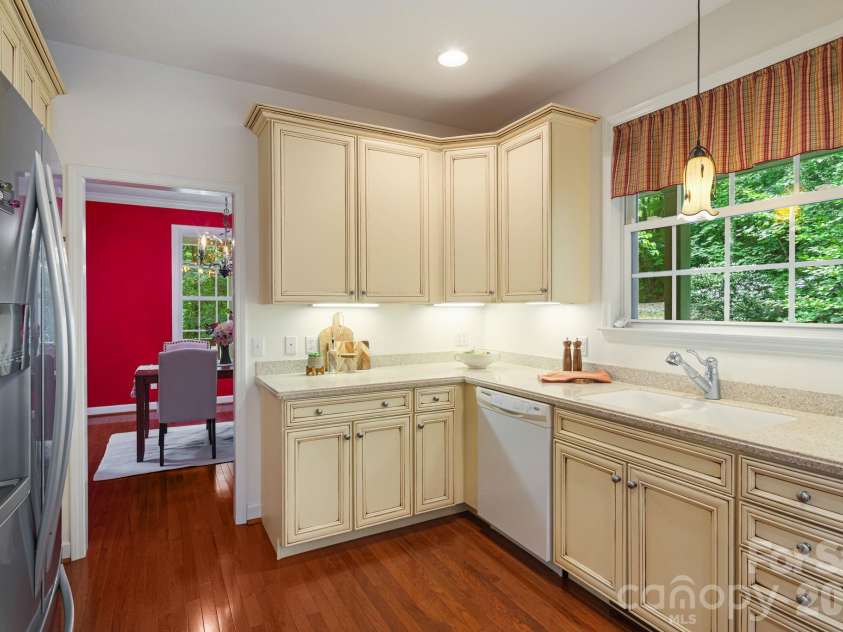 95 Ashworth Drive, Fairview, NC 28730.  MLS# CAR4402012, YatesRealty ID 54538. 
