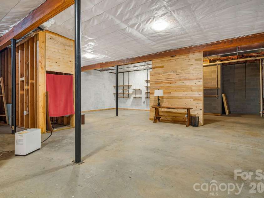 95 Ashworth Drive, Fairview, NC 28730.  MLS# CAR4402012, YatesRealty ID 54538. 