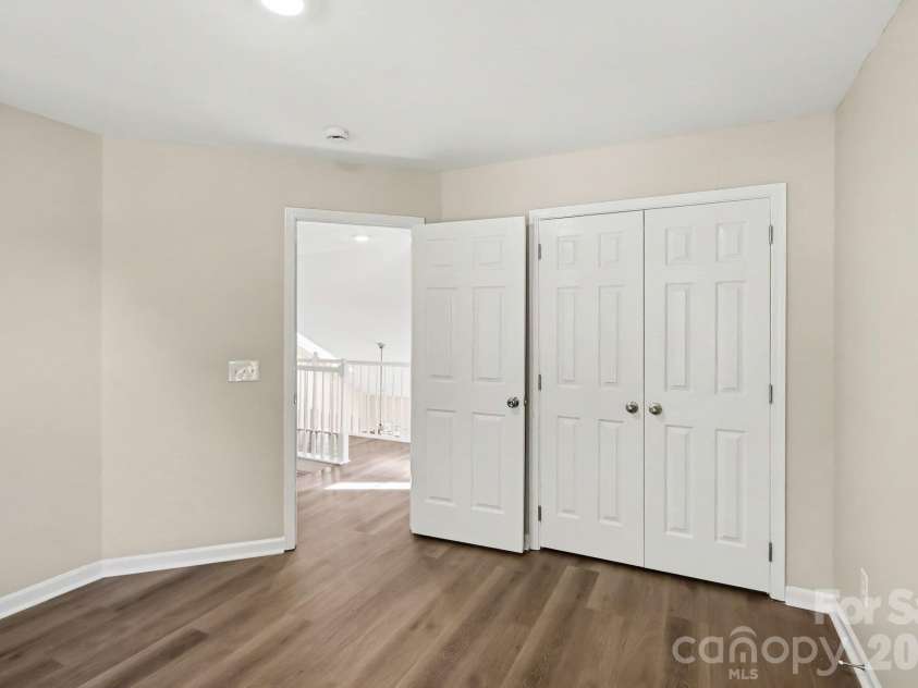 6820 Sweetfield Drive, Huntersville, NC 28078.  MLS# CAR4430573, YatesRealty ID 54539. 