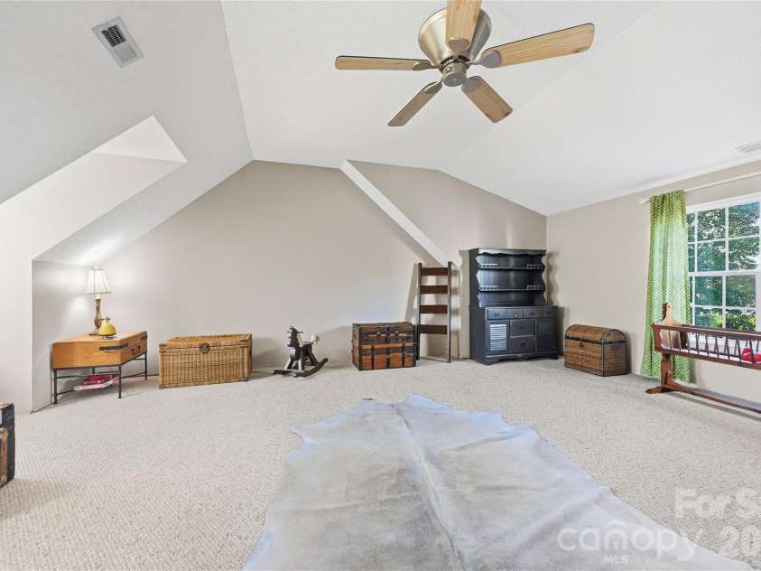 7541 Sparkleberry Drive, Indian Trail, NC 28079.  MLS# CAR4430002, YatesRealty ID 54541. 