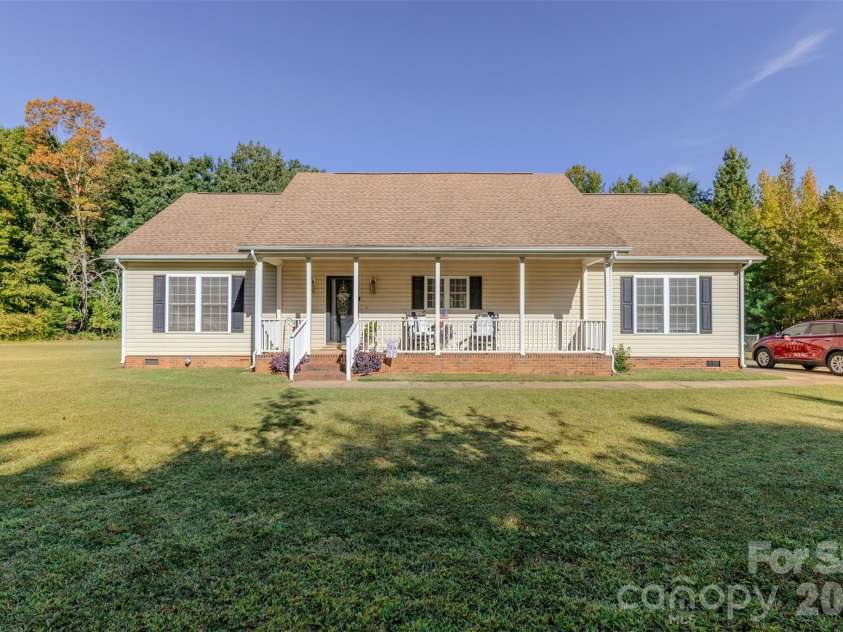 210 Paw Jims Road, Kings Mountain, NC 28086.  MLS# CAR4430698, YatesRealty ID 54545. 