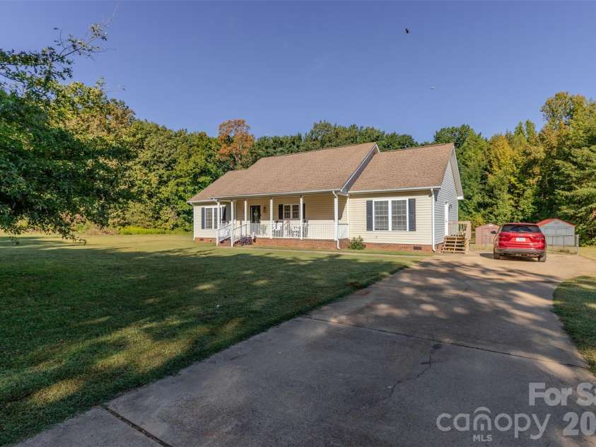 210 Paw Jims Road, Kings Mountain, NC 28086.  MLS# CAR4430698, YatesRealty ID 54545. 