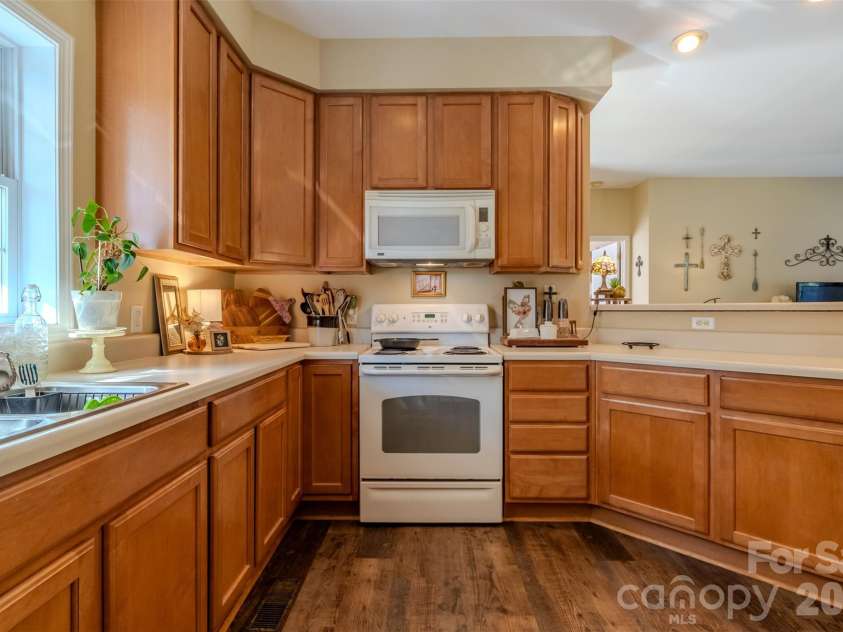 210 Paw Jims Road, Kings Mountain, NC 28086.  MLS# CAR4430698, YatesRealty ID 54545. 