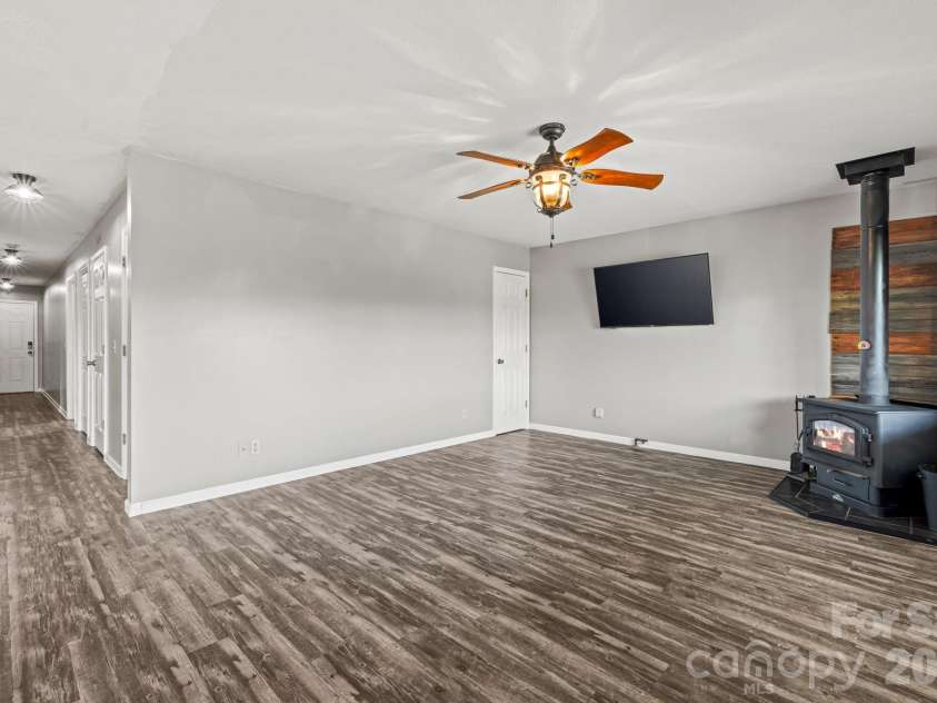6275 Bryson City Road, Franklin, NC 28734.  MLS# CAR4431014, YatesRealty ID 54546. 