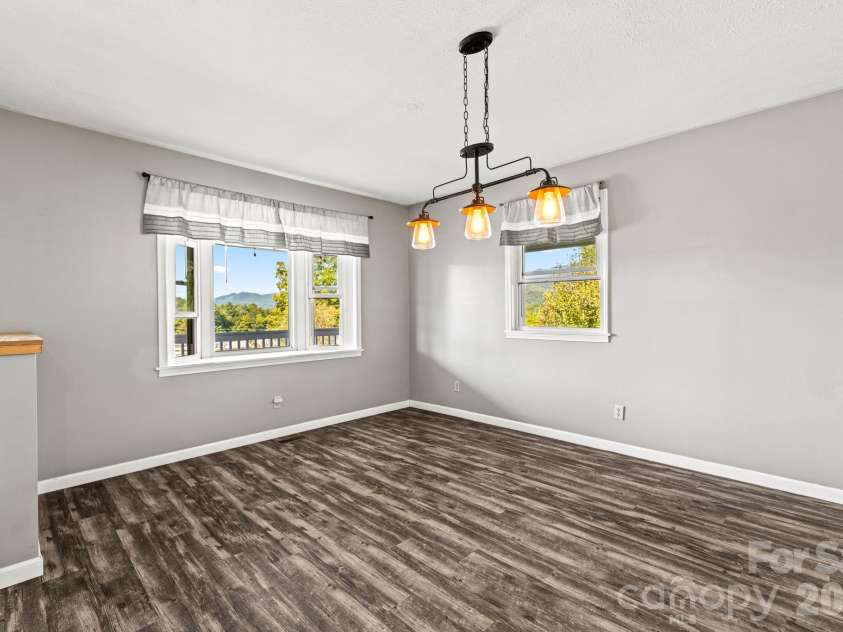 6275 Bryson City Road, Franklin, NC 28734.  MLS# CAR4431014, YatesRealty ID 54546. 