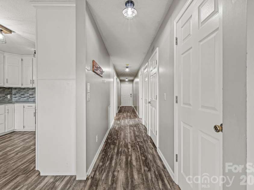 6275 Bryson City Road, Franklin, NC 28734.  MLS# CAR4431014, YatesRealty ID 54546. 