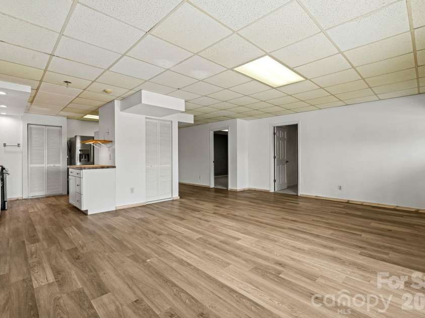 6275 Bryson City Road, Franklin, NC 28734.  MLS# CAR4431014, YatesRealty ID 54546. 